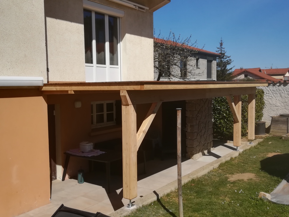 Loire Rhône Ossature bois construction Charpentier couvreur artisan Menuiseries PVC ALU Bois ossature bois maison individuelle extension surélévation rénovation zinguerie couverture