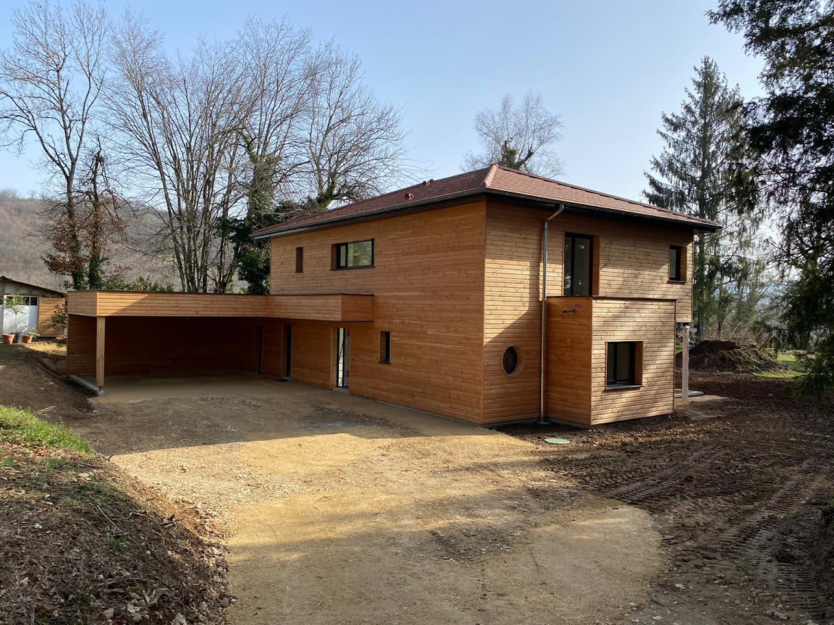 Loire Rhône Ossature bois construction Charpentier couvreur artisan Menuiseries PVC ALU Bois ossature bois maison individuelle extension surélévation rénovation zinguerie couverture