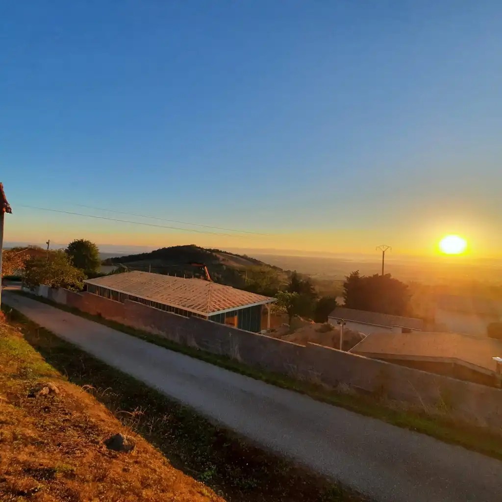 coucher de soleil sur la plaine