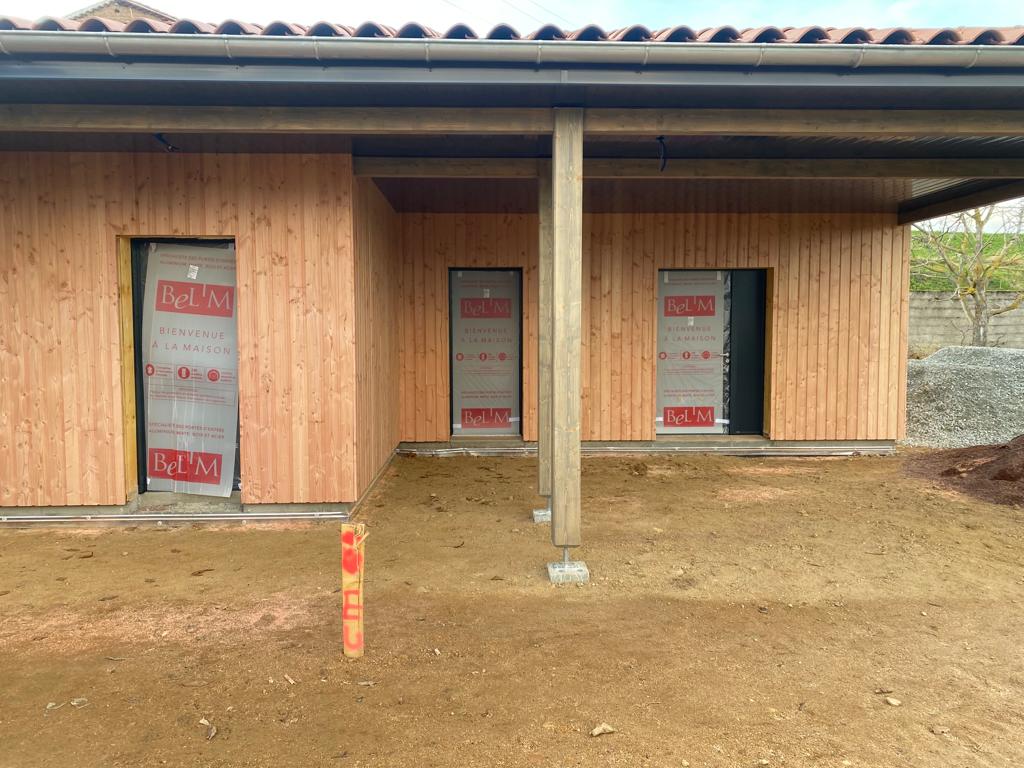 bardage douglas sur façade extérieures 