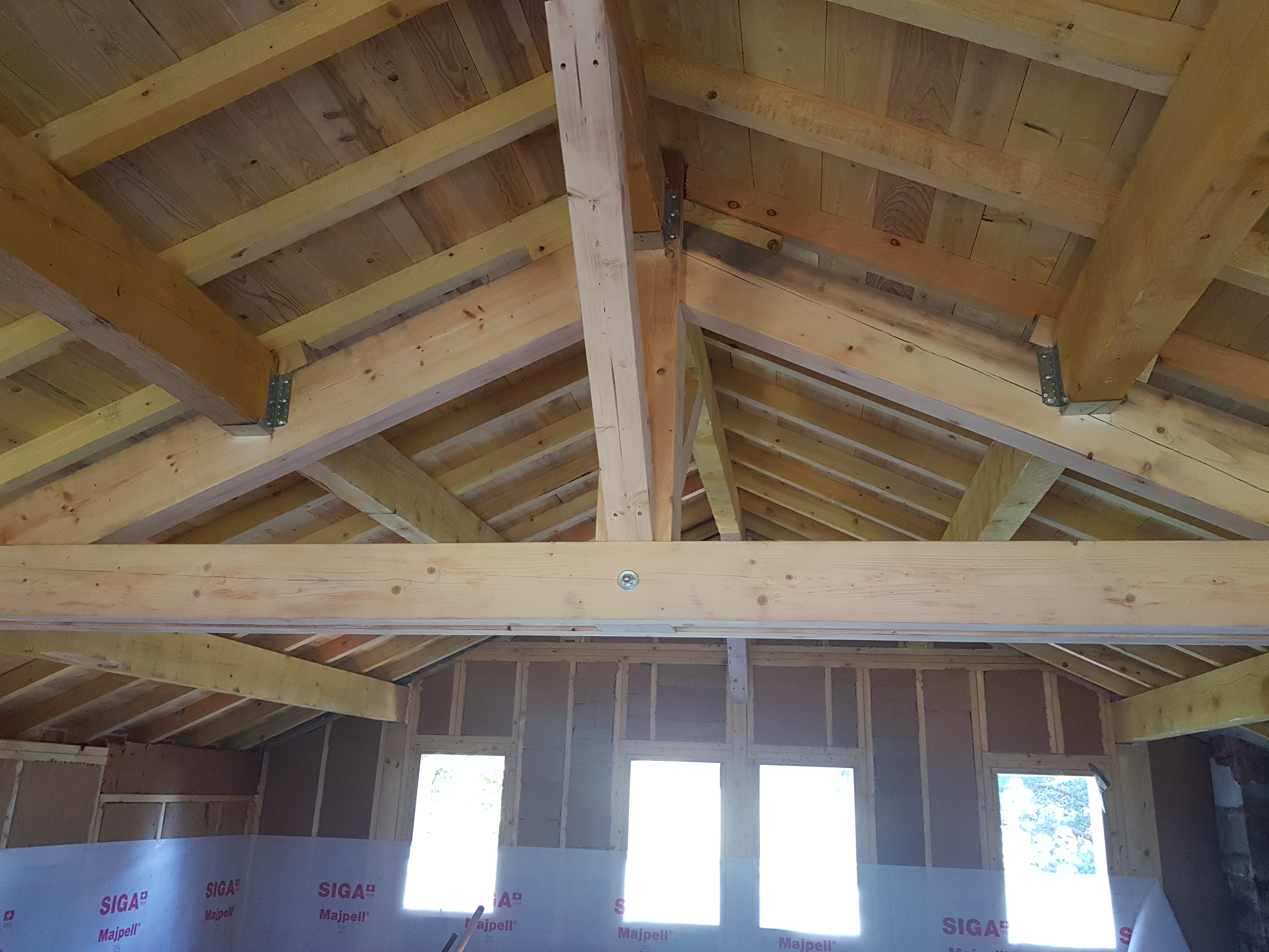 Loire Rhône Ossature bois construction Charpentier couvreur artisan Menuiseries PVC ALU Bois ossature bois maison individuelle extension surélévation rénovation zinguerie couverture