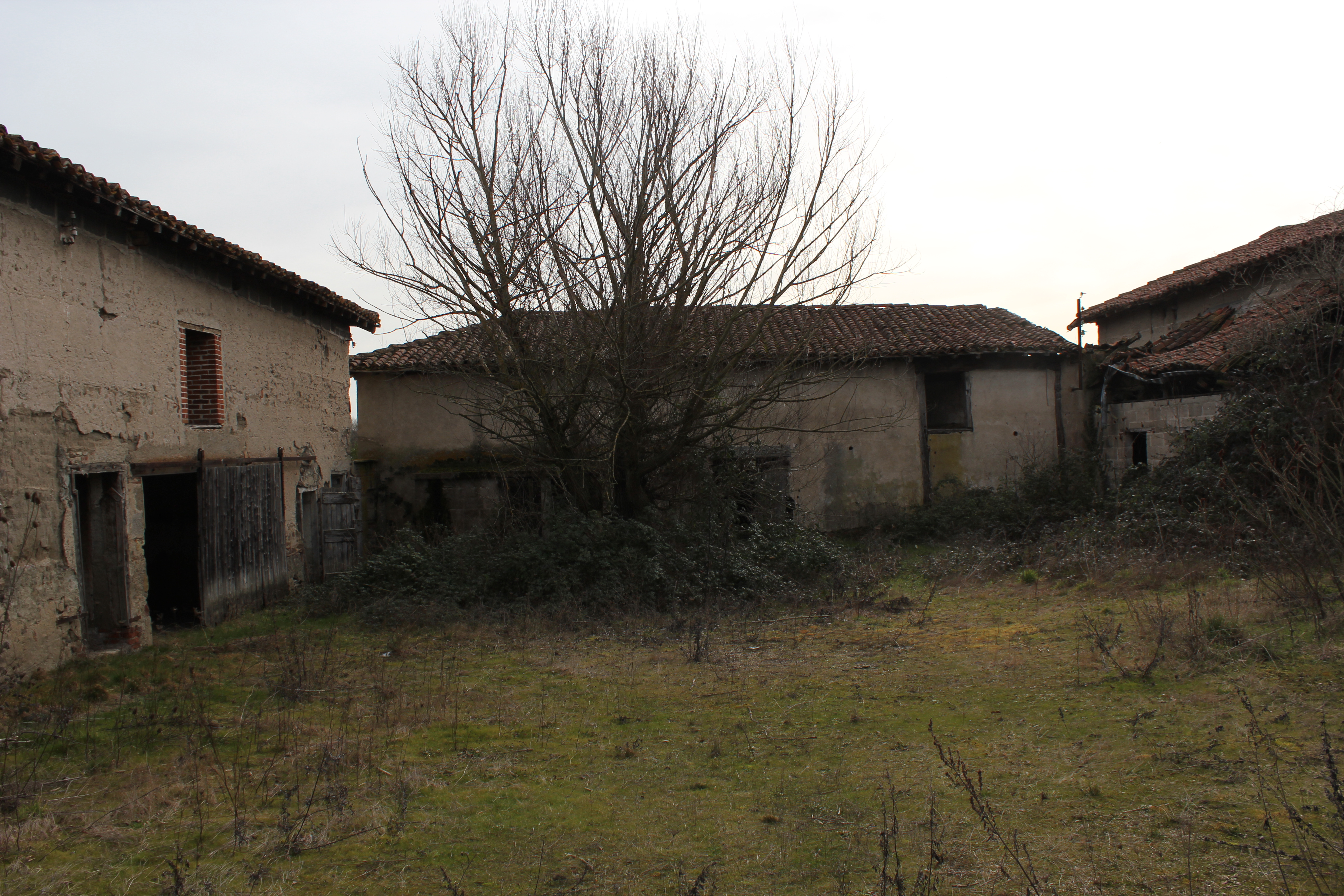 Loire couverture charpente rénovation zinguerie menuiserie equipe