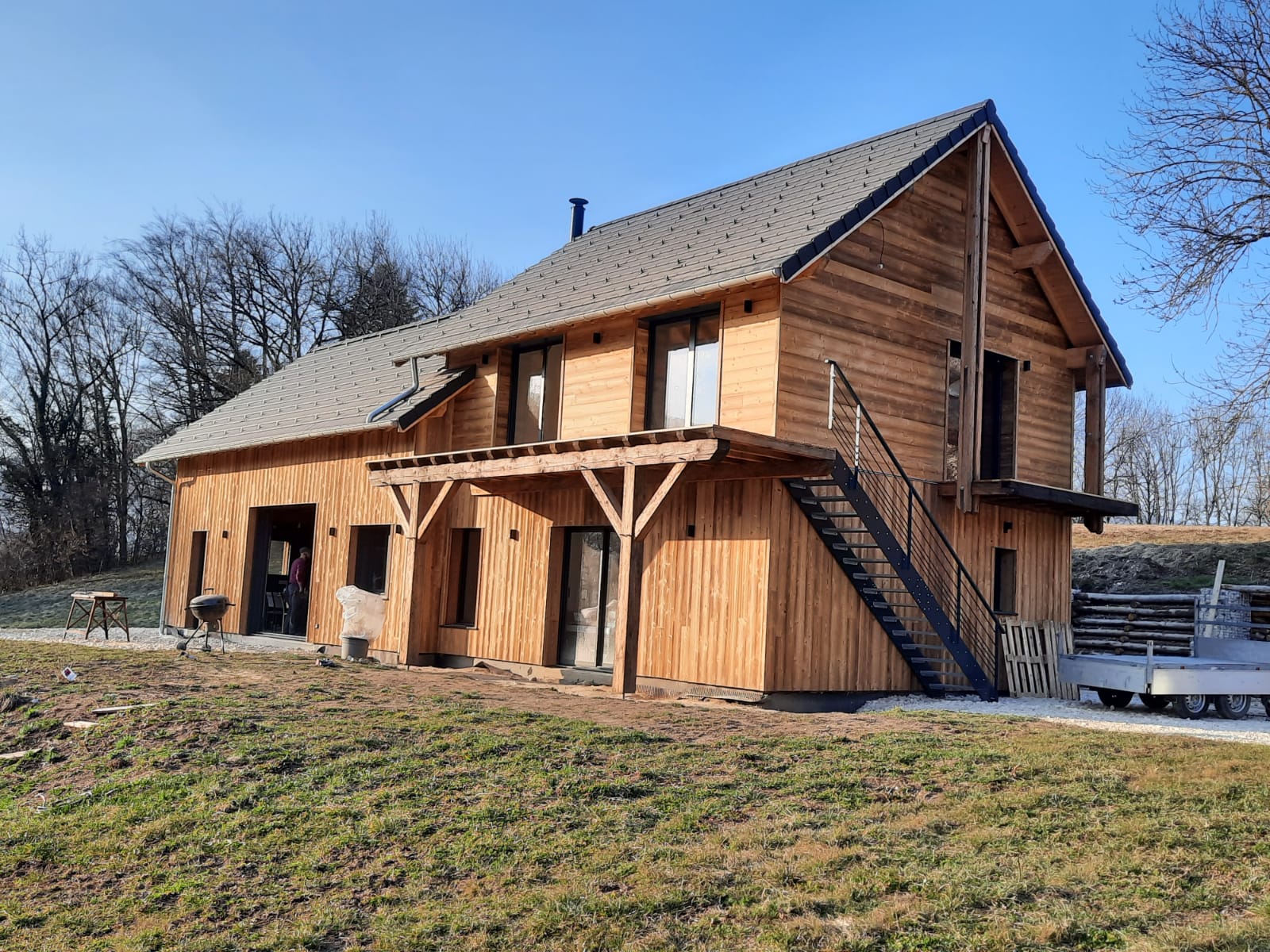 bardage thermochauffé extérieur pose finition équipe